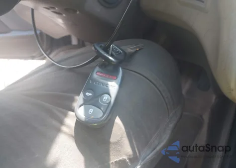 1998 Honda Accord Ex V6 из США, поврежденный, VIN 1HGCG1655WA034098